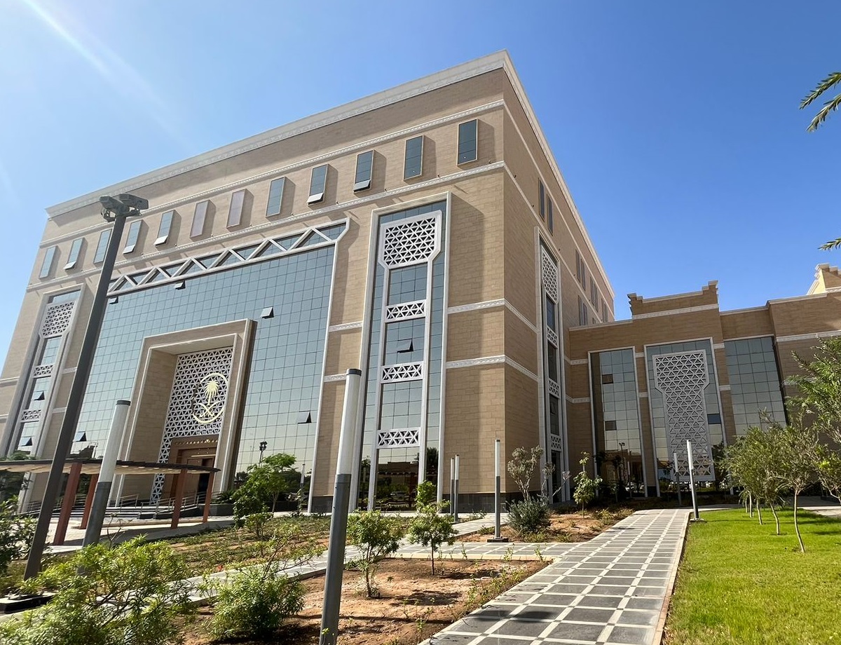 مبنى سكني GRC